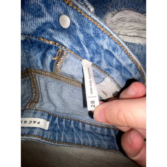 Womens Pacsun High Waisted Distressed Blue Jean Shorts Size 28 - Picture 4 of 4